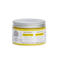 Camomila Intea® blond highlights hair treatment. Free hairbrush and travel bag.